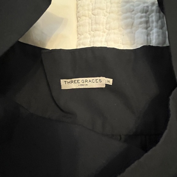 Three Graces black cotton dress - Picture 2 of 2